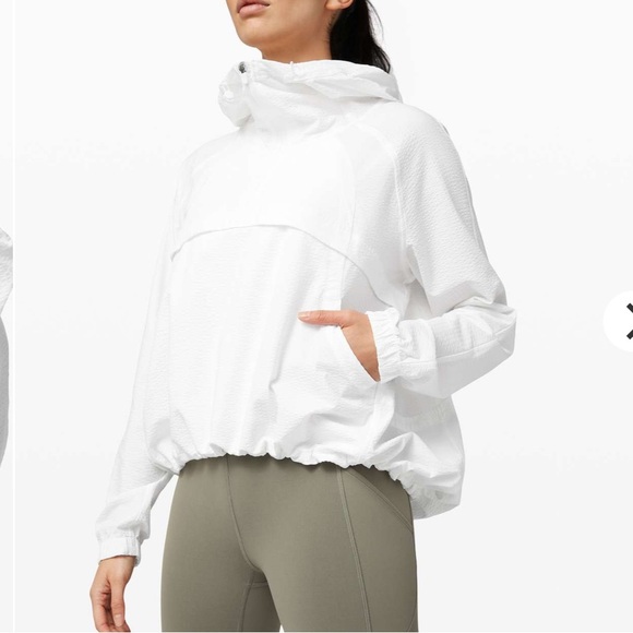 lululemon athletica Jackets & Blazers - Lululemon Seek Vistas 1/2 Zip Lightweight Jacket *Seersucker White Size XS/S